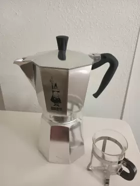 0007312 Bialetti 0007312/np Moka Express Aluminium Stovetop Coffee Maker Percolator Pot 1-18 Cup