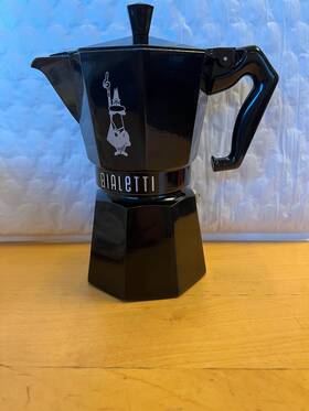 Bialetti 0009066 Moka Exclusive Stovetop Espresso Maker 6 Cups - Black