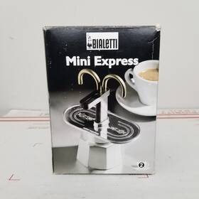 Bialetti 006363012843 Mini Express Moka 2 Cup Aluminium Double Coffee Maker Silver Stove Top