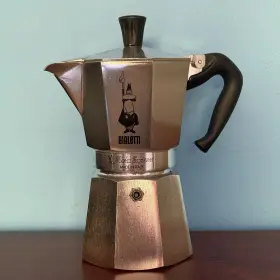 2750-06 Bialetti Moka Express 6-cup 270ml Aluminum Stovetop Espresso Maker Silver
