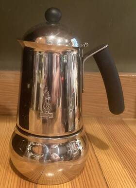 Bialetti 4642 Class Induction Stovetop Espresso Maker Moka Pot Stainless Steel 4 Cups