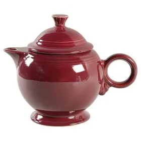Fiesta 042648428105 1.38 Quart Covered Teapot Color Claret