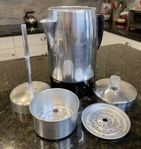 Lobeco 5390 Vintage 5 Cup Aluminum Electric Coffee Percolator Pot