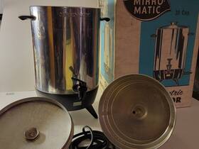 Mirro-matic M-0130 Mirro-matic 30 Cup Electric Percolator With Original Box Works Clean