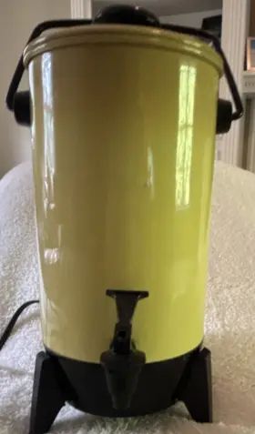 M-9293-68 Mirro-matic Electric Percolator 22 Cup Yellow/black Auto Shut-off