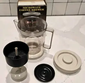 64400 Nordic Ware Vtg 2-5 Cup Microwave Coffee Percolator Breweroriginal Box Usa 64400 Nordic Ware Vtg 2-5 Cup Microwave Coffee Percolator Breweroriginal Box Usa