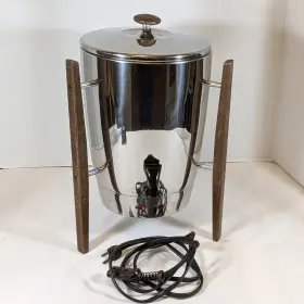 1330 Regal 1960s/70s Midcentury Ware Automatic Coffee Maker Percolator 10-30 Cup