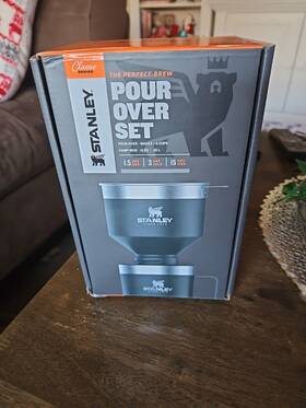 Stanley 10-09566-114 Classic Perfect-brew Black Pour-over Coffee Set 12oz .35l 1.5hrs