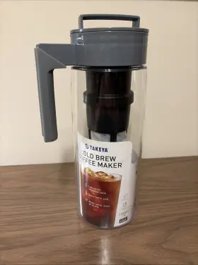 Takeya 885395103136 2 Quart Cold Brew Coffee Maker Black Bpa Free Dishwasher Safe Gray Lid