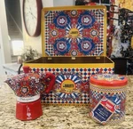 Bialetti Dolce Gabbana Moka Express 3 Tazze& Barattolo Di Caffe Irresistible New. Price: $157.95.
