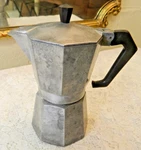 Bialetti Morenita Express 6 Cup Stovetop Espresso Pot 212 Coffee Maker - Used!. Price: $15.99.