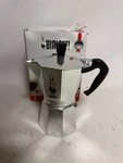 Bialetti Moka Express Coffee Maker - 6 Cup Silver Used. Price: $39.99.