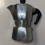 Bialetti Moka Express Espresso Maker *1 Cup* Italy Open Box/used. Price: $23.90.