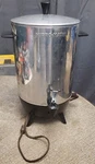 M-0130 10 Cup Coffee Percolator Good Spout Used. Price: $9.99.