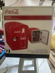 Koolatron Coca-cola Classic Thermoelectric Cooler Mini Fridge New. Price: $25.00.