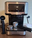 Espresso Machine Chefman Craftbrew 15 Bar- Steam Wand- Digital Touch- 1.5L Res. New. Price: $68.45.