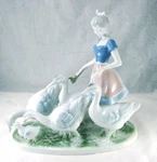 Gerold Porzellan West Germany #7408 Girl With Geese Figurine Excellent Used. Price: $39.90.