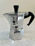 Bialetti Moka Express Stovetop Espresso Maker - Made In Italy 1 Cup Pot Used. Price: $22.00.