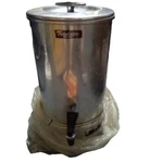 Vintage Party Perk Percolator 10-40 Cups Labelle Silver Electric Coffee Maker Used. Price: $50.00.