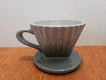 Chantal Lotus Ceramic Pour Over Coffee Dripper Fade Grey 8 Oz Used. Price: $29.99.