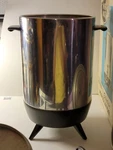 Mirro-matic Cup M-0130 Electric Percolator With Lid Original Box Works Clean Used. Price: $15.00.